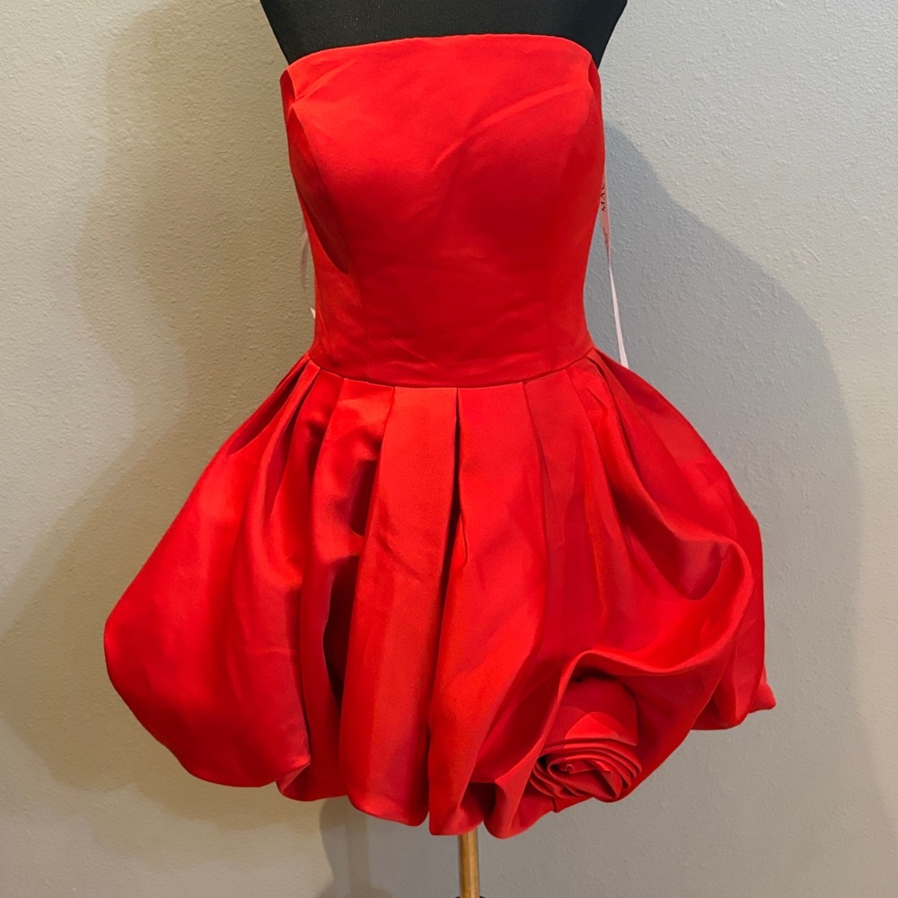 Mac Duggal Red Strapless Mini Dress With Rose Ruffle Detail NWT 20705 - Picture 9 of 16